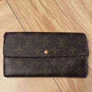 Louis Vuitton Dark Brown Monogram car Holder/wallet